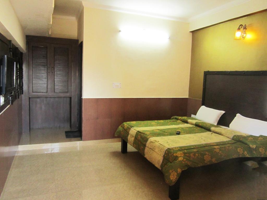 Hotel Chitra Heritage Haridwār الغرفة الصورة