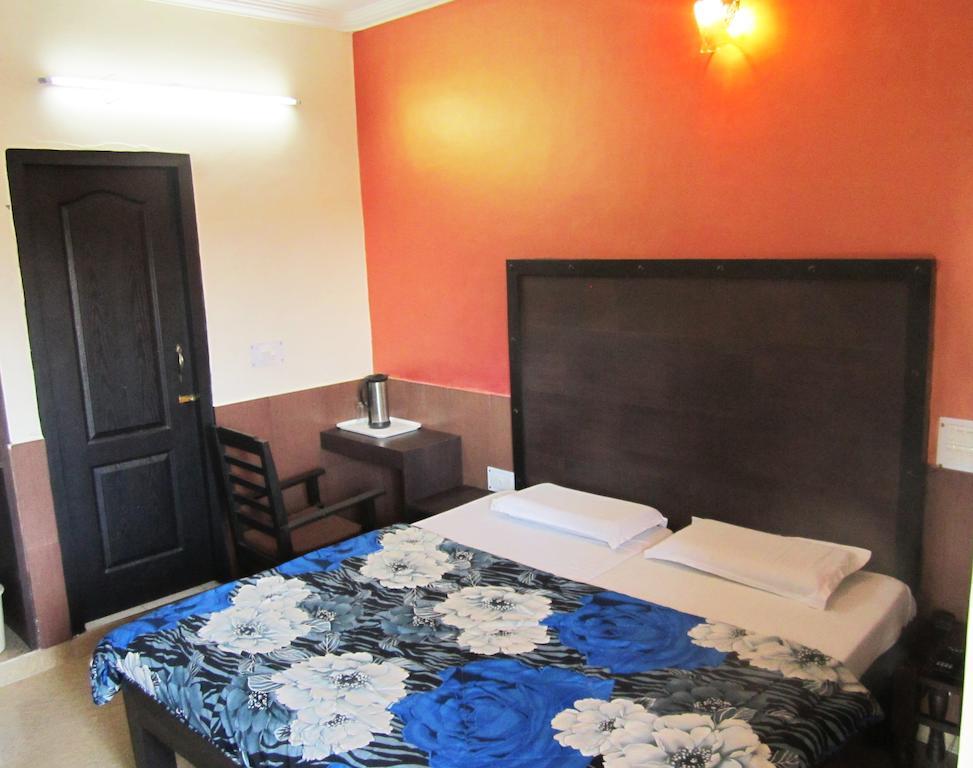 Hotel Chitra Heritage Haridwār الغرفة الصورة